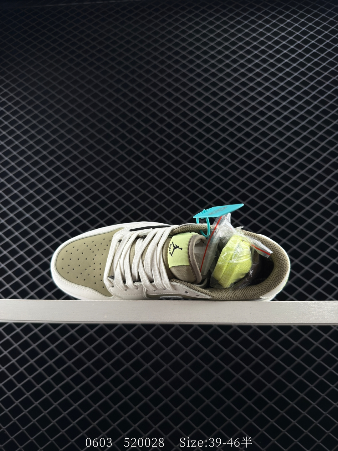 Travis Scott x Nike Air Jordan 1 Low Golf SP”Neutral Oliv”